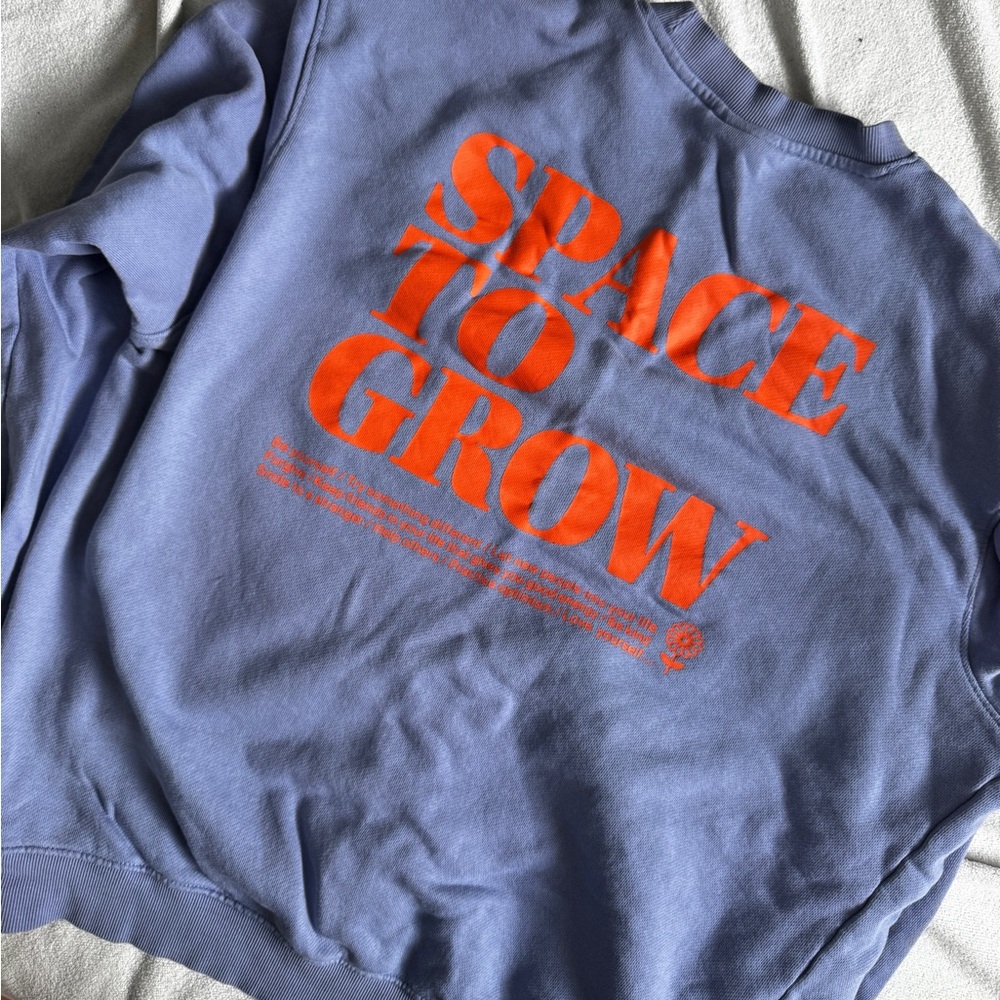H&M Graphic Crewneck Sweatshirt